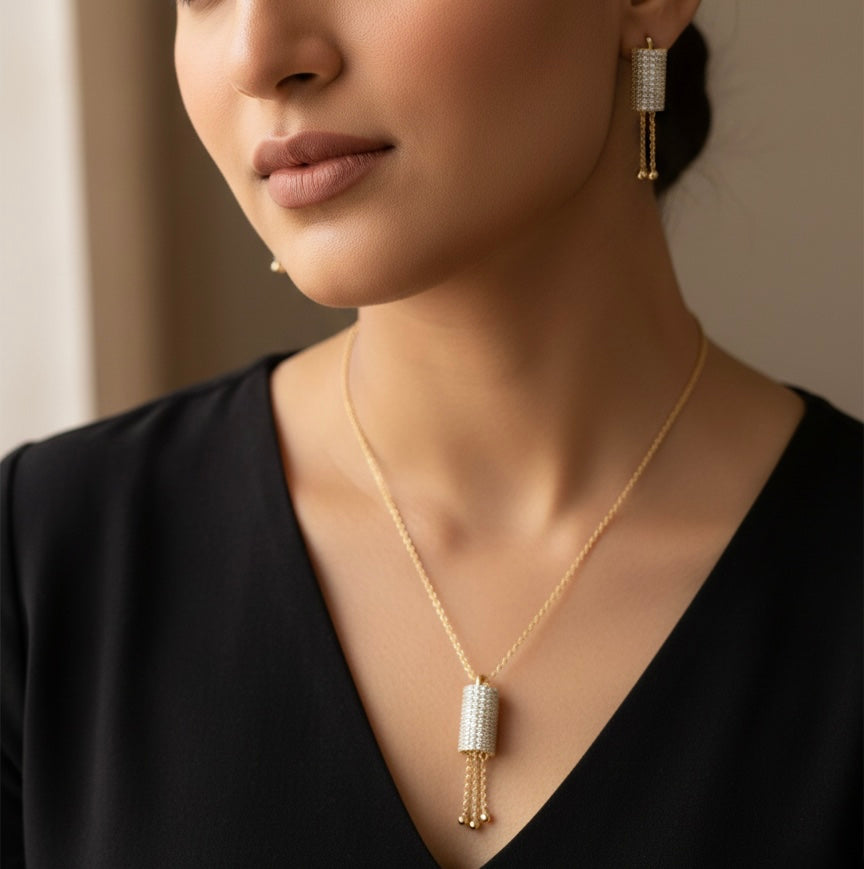 Luxury Crystal Cylinder Jewelry Set – Gold Tone Pendant & Tassel Earrings