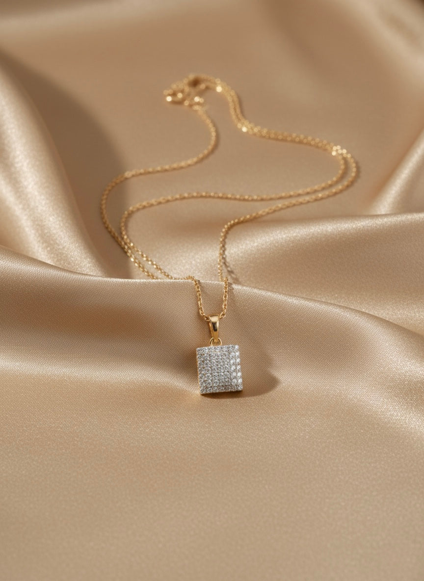 Luxury Square Crystal Gold Pendant Necklace – Minimal Sparkle Design