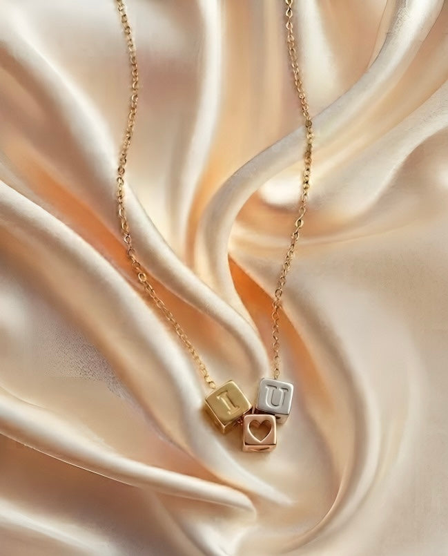 Cube Letter Necklace – Minimal Elegant Chain