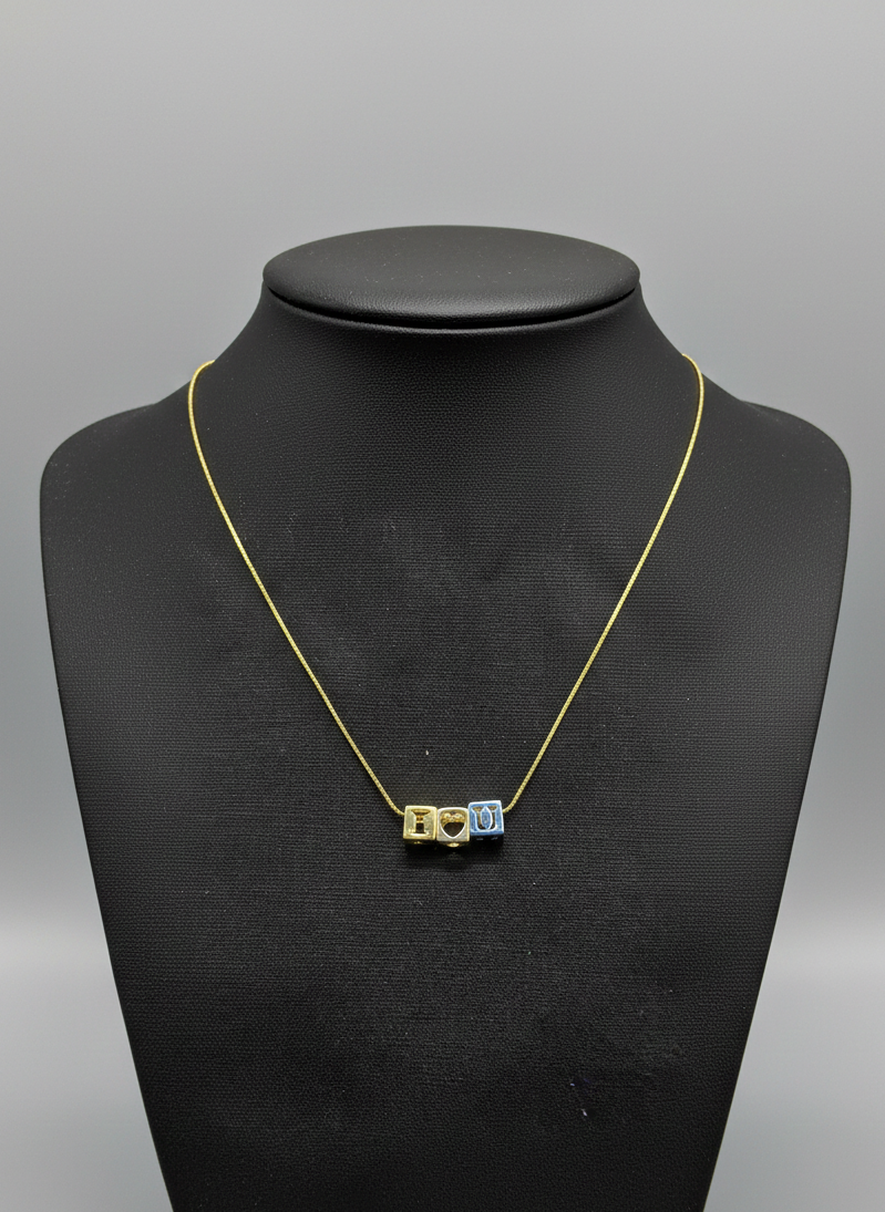 Cube Letter Necklace – Minimal Elegant Chain