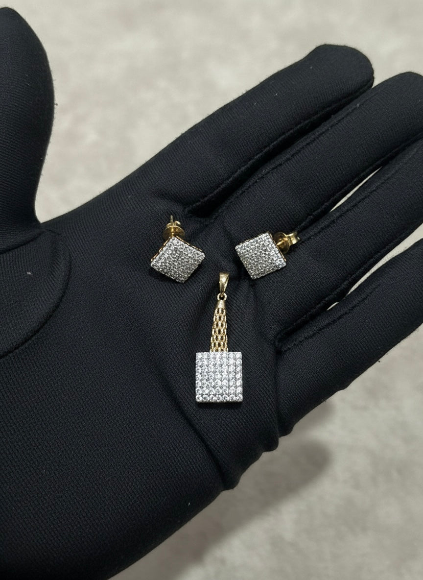 Luxury Square Crystal Jewelry Set – Gold Tone Pendant & Stud Earrings